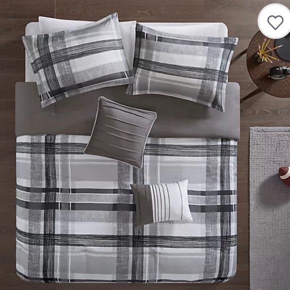 Bed Bath & Beyond Rudy Intelligent Design Plaid Comforter - Picture 3 of 16